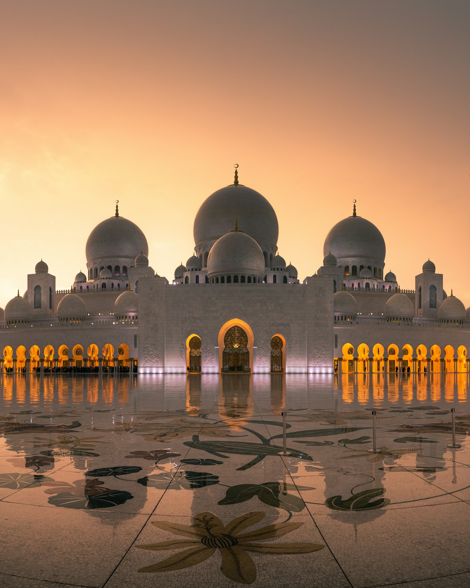 Full Month Ramadan Package — illustrated scene
